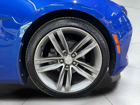 Used 2017 Chevrolet Camaro LT RWD image 55
