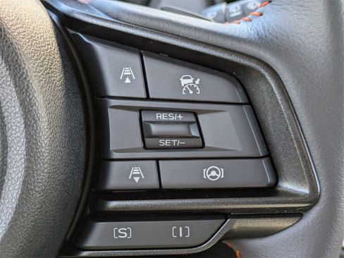 Used 2025 Subaru Crosstrek 2.5i Limited w/ Popular Package #3A image 30