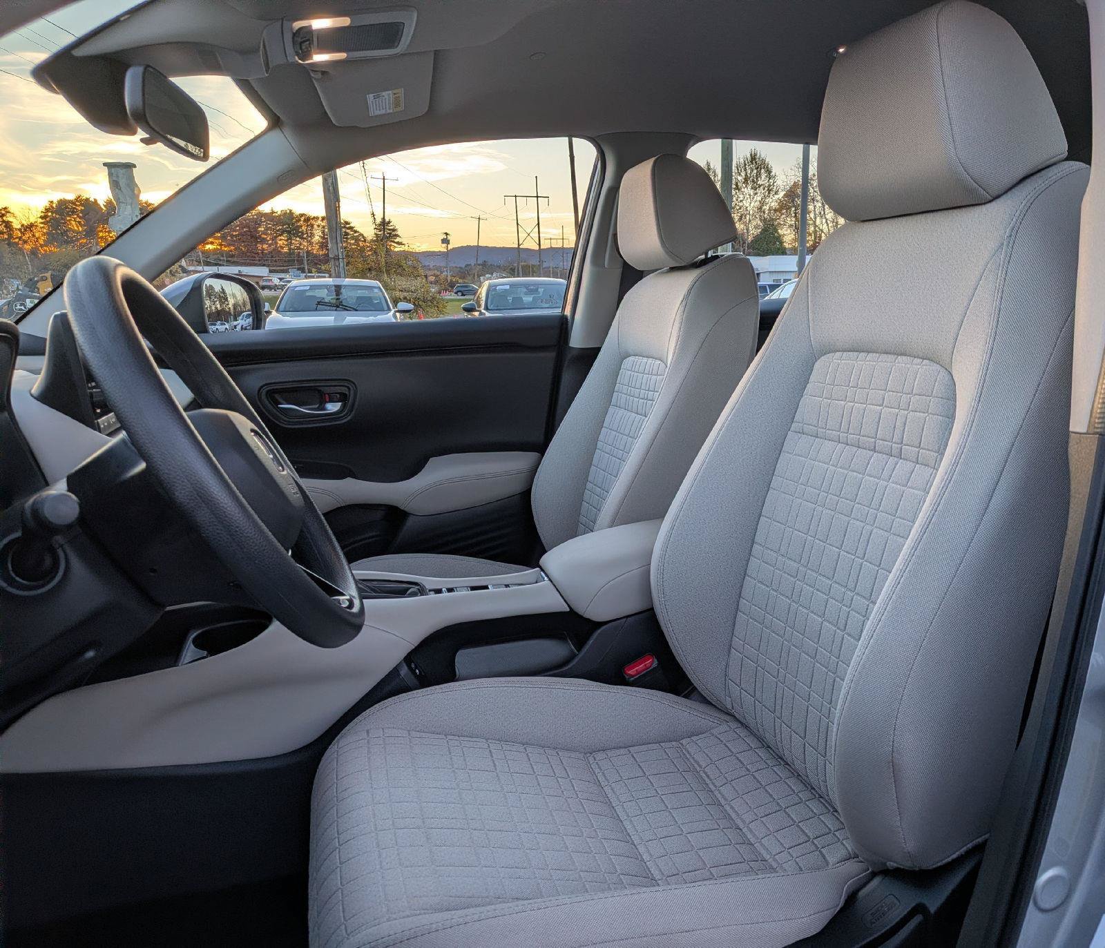 Certified 2024 Honda HR-V LX image 12
