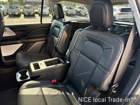 Used 2025 Lincoln Aviator Reserve w/ Equipment Group 201A AWD/4WD image 22
