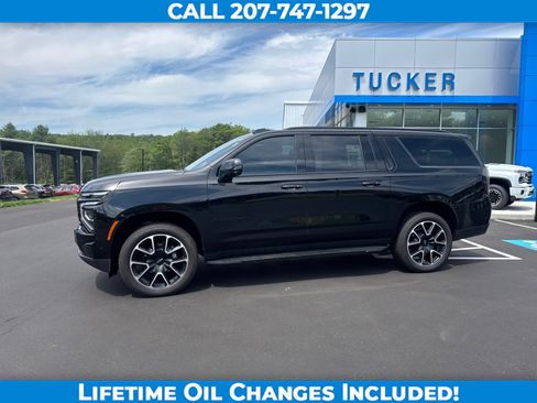 Used 2025 Chevrolet Suburban RST w/ Comfort Package AWD/4WD image 8