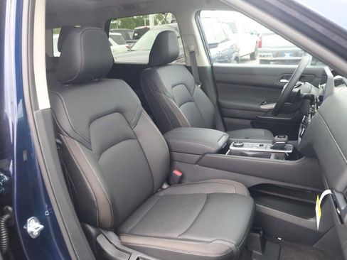 New 2026 Nissan Pathfinder SL AWD/4WD image 21