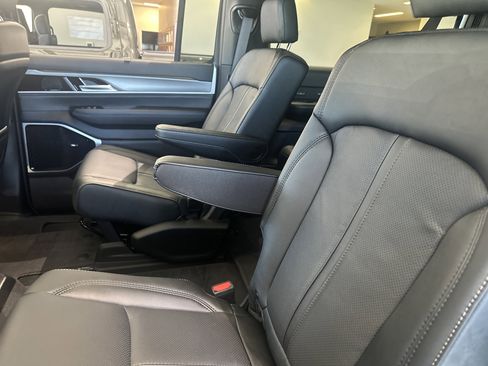 New 2026 Jeep Grand Wagoneer L Limited AWD/4WD image 20