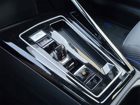 New 2026 Volkswagen Golf image 16