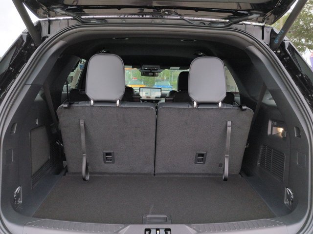 New 2027 Ford Explorer ST-Line w/ Premium Package RWD image 13