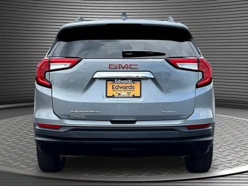 Used 2024 GMC Terrain SLE w/ Driver Convenience Package AWD/4WD image 5