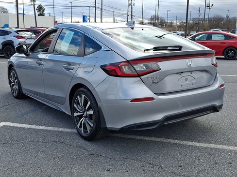 Certified 2023 Honda Civic EX-L image 4