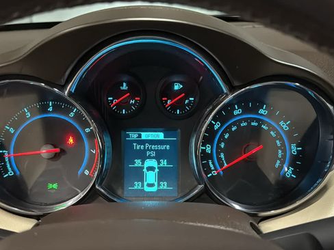 Used 2013 Chevrolet Cruze LTZ w/ Enhanced Safety Package FWD image 14