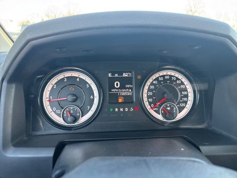Used 2018 RAM 1500 Express w/ Express Value Package AWD/4WD image 16