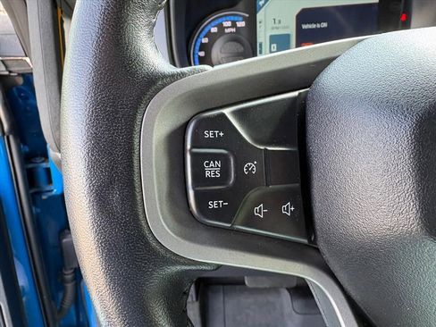 Used 2022 Ford Bronco Badlands image 12