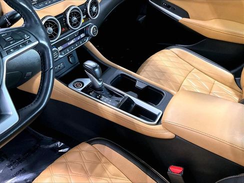 Used 2020 Nissan Sentra SV w/ SV Premium Package image 15