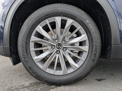 Certified 2025 MAZDA CX-90 Plug-In Hybrid w/ Preferred image 17