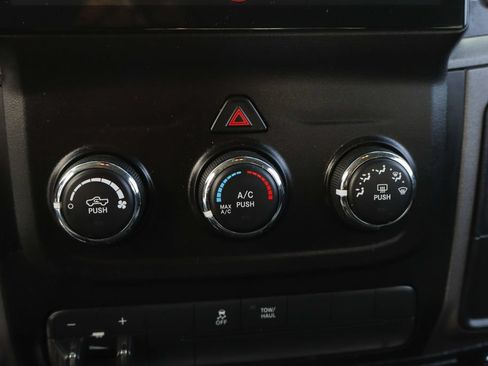Used 2016 RAM 1500 Tradesman w/ Popular Equipment Group RWD image 31