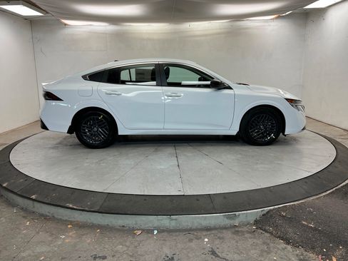 New 2026 Nissan Sentra SV image 6