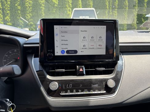 Certified 2025 Toyota Corolla LE FWD image 23