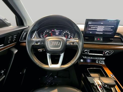 Certified 2023 Audi Q5 2.0T Premium w/ Convenience Package AWD/4WD image 6