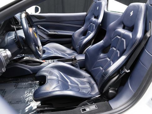 Used 2018 Ferrari 488 Spider image 59