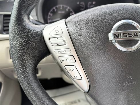Used 2017 Nissan Sentra S FWD image 13