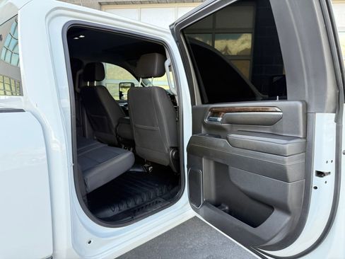 Used 2024 GMC Sierra 3500 SLE w/ SLE Convenience Package AWD/4WD image 23