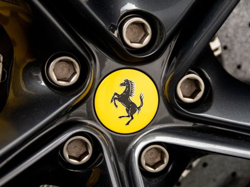 Used 2022 Ferrari SF90 Stradale AWD/4WD image 37