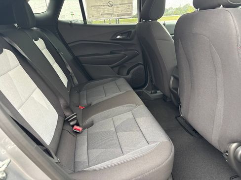 New 2026 Chevrolet Trax RS w/ Sunroof Package FWD image 16