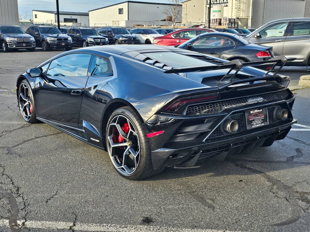 Used 2020 Lamborghini Huracan EVO AWD/4WD image 3