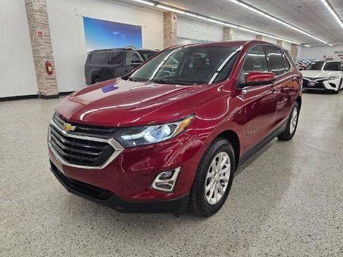 Used 2018 Chevrolet Equinox LT image 1