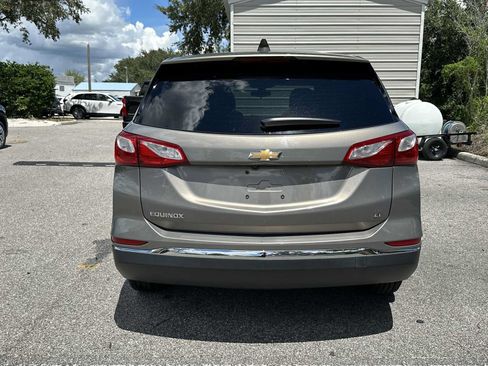 Used 2018 Chevrolet Equinox LT FWD image 5