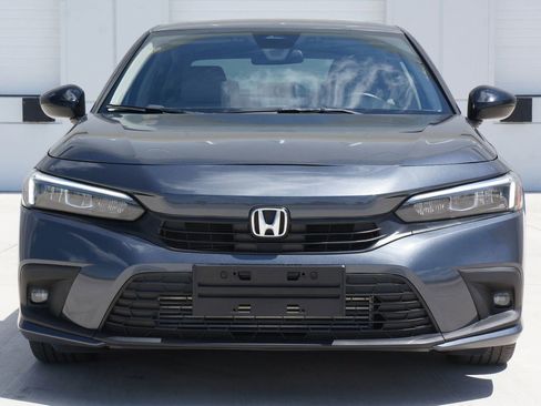 Used 2024 Honda Civic EX image 4