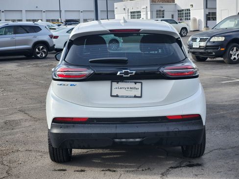 Used 2022 Chevrolet Bolt LT image 5