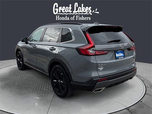 Used 2024 Honda CR-V Sport Touring image 3