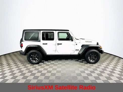 Used 2021 Jeep Wrangler Unlimited Sport image 12