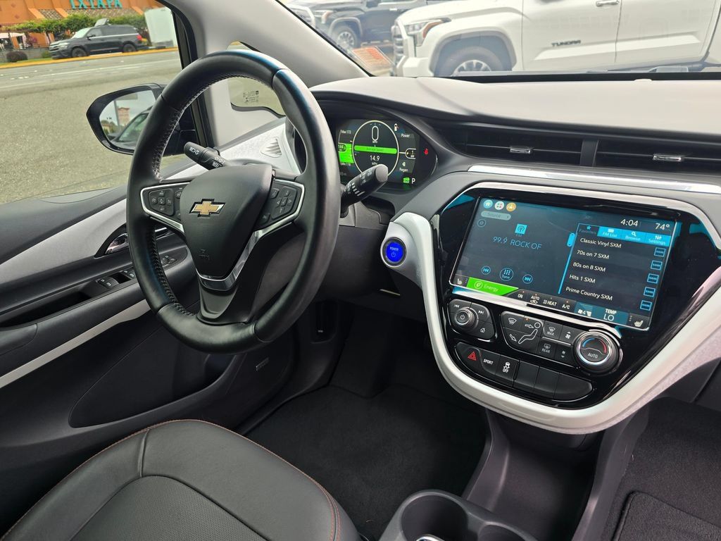 Used 2020 Chevrolet Bolt Premier w/ Infotainment Package FWD image 12