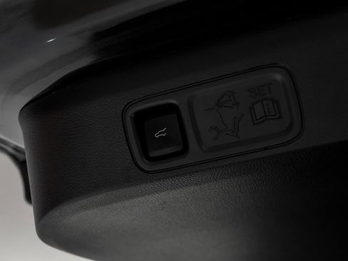 Used 2023 Lincoln Navigator Reserve image 54