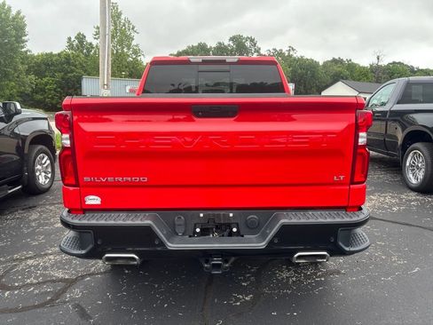 Used 2021 Chevrolet Silverado 1500 LT Trail Boss w/ Convenience Package II AWD/4WD image 3