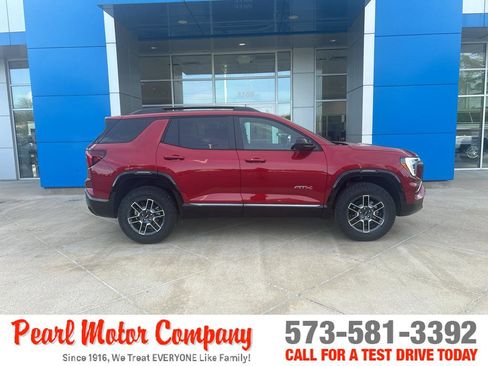 Used 2026 GMC Terrain AT4 AWD/4WD image 3