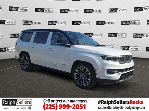Certified 2024 Jeep Grand Wagoneer Series III w/ HD Trailer Tow Package AWD/4WD image 1
