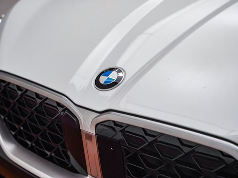 Certified 2025 BMW X2 xDrive28i AWD/4WD image 10