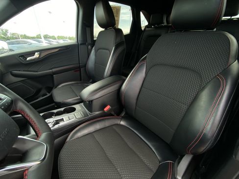 Used 2023 Ford Escape ST-Line AWD/4WD image 11