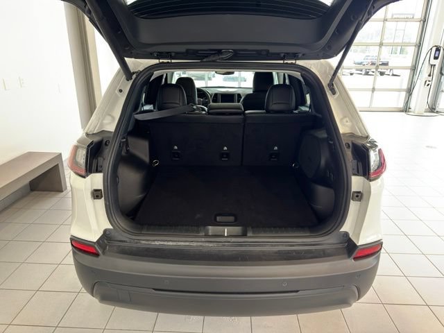 Used 2023 Jeep Cherokee Altitude Lux w/ Lux Elite Package AWD/4WD image 42