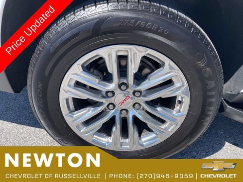 Used 2023 GMC Yukon XL SLT AWD/4WD image 49