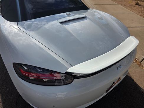 Used 2017 Porsche 718 Boxster image 22