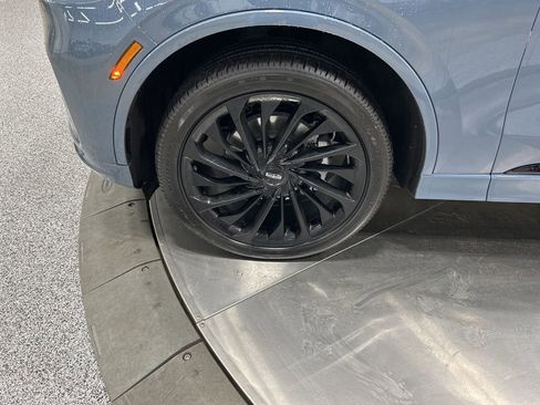 Certified 2025 Lincoln Aviator Reserve w/ Equipment Group 201A image 38