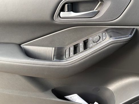 New 2026 Nissan Rogue SV image 18