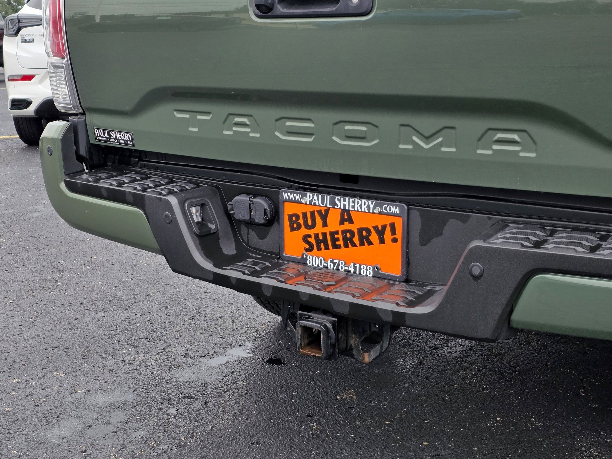 Used 2021 Toyota Tacoma TRD Off-Road w/ Technology Package AWD/4WD image 15
