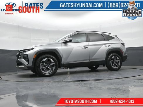 Used 2025 Hyundai Tucson SEL AWD/4WD image 44