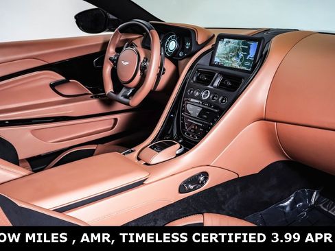 Used 2021 Aston Martin DB11 AMR image 16