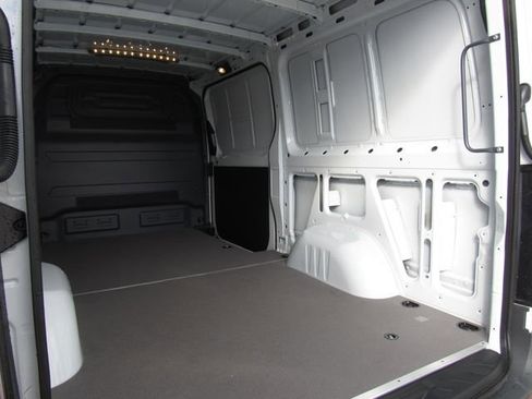 Used 2025 Mercedes-Benz Sprinter 2500 image 23