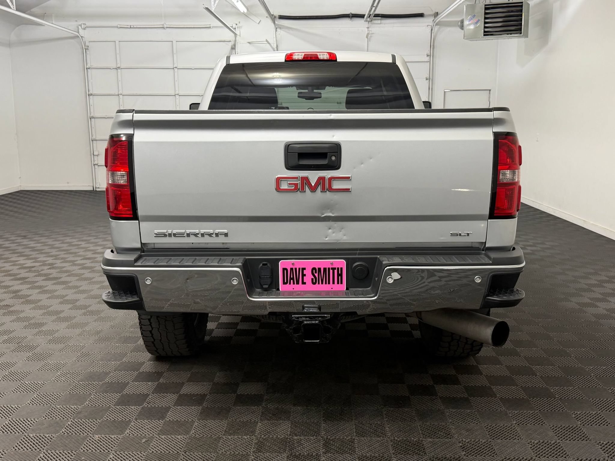 Used 2016 GMC Sierra 2500 SLT w/ Duramax Plus Package AWD/4WD image 10