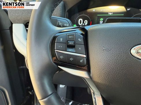 Used 2025 Ford Explorer Platinum w/ LUX Leather Package image 20